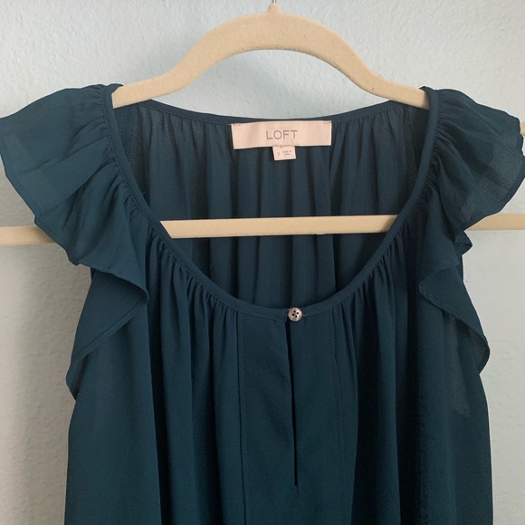 Loft Ruffled tank top - Picture 2 of 6